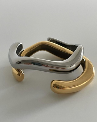 Swirl bangle