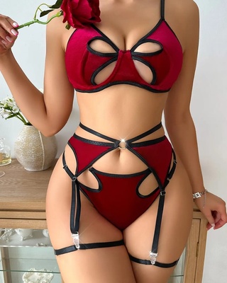 Cleo Lingerie (Medium)