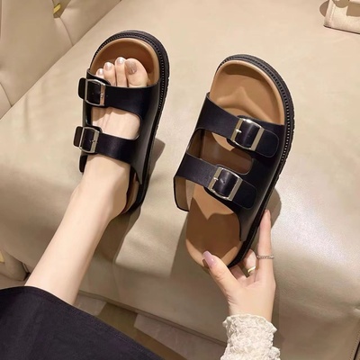 Buckle Plain Sandals