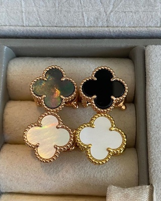 Four leaf clover earrings