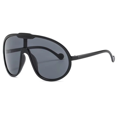 Staying Cool Vintage Sunnies (Black)